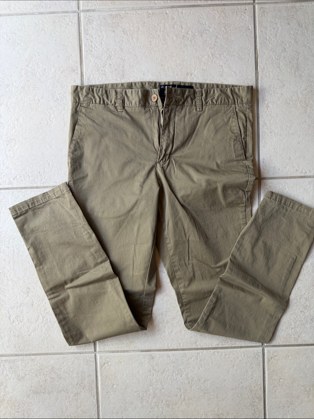 Globe Men's Olive Green Chino Pants